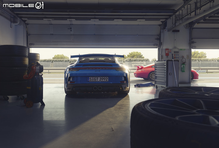 【海外情報】Porsche 911(992) GT3 正式登場,紐北單圈跑進七分內!