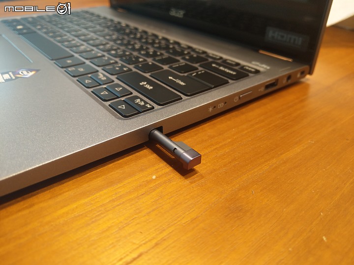 [更新。換SSD][開箱] Acer Spin 5 SP513-54N-5979 13.5吋翻轉觸控筆電