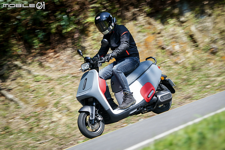 Gogoro VIVA MIX Belt 版試駕|改寫十吋代步車的有感進步