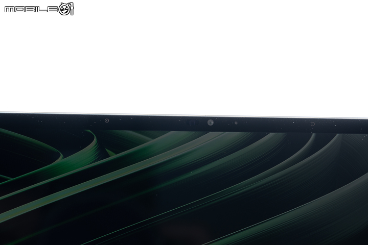 Razer Book 13 測試報告 斜槓風格的輕薄效能筆電