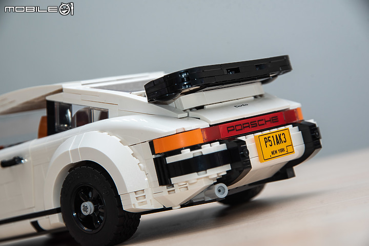 【搶先看】10295 樂高Lego Porsche 911 Turbo/Targa開箱,值得911迷收藏!