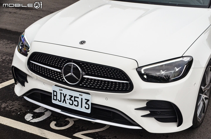 Mercedes-Benz E300 Coupe 試駕,快意優雅又令人嚮往的豪華轎跑車!