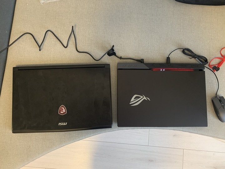 ROG STRIX SCAR G733QR 不專業開箱、心得