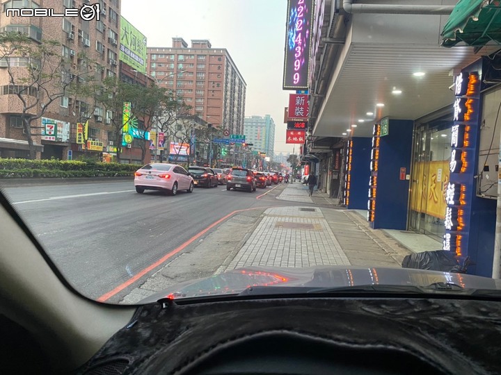 BMW X5 更換高CP值隔熱紙