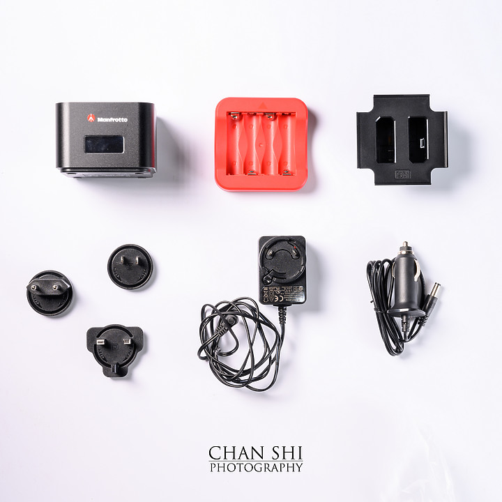 點我看大圖 【開箱】Manfrotto ProCUBE 雙座相機電池充電器 for Nikon/Canon