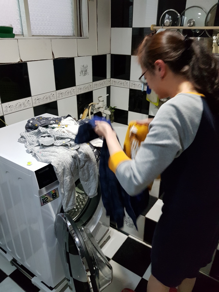 感謝老公體恤，賜我一台東芝TWDBJ130M4G讓我安心工作兼顧育兒及洗曬煩惱