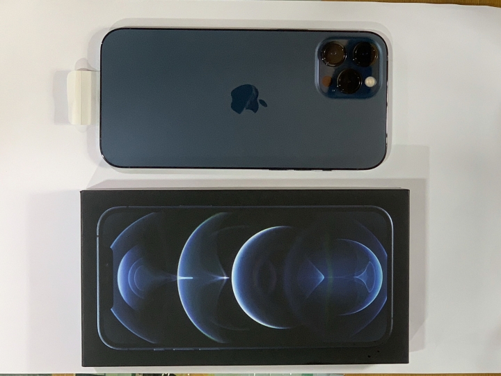 分享一下蘋果充電設備的開箱，Pd,vooc,magsafe,superdart