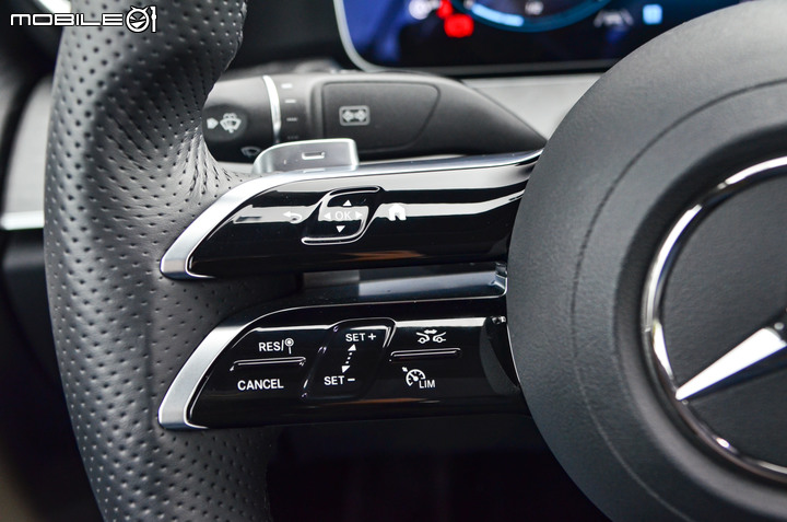 Mercedes-Benz E300 Coupe 試駕,快意優雅又令人嚮往的豪華轎跑車!