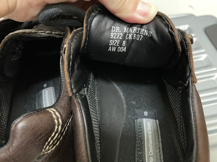 [開箱] Dr.Martens 氣墊皮鞋 UK8 二手古著鞋分享