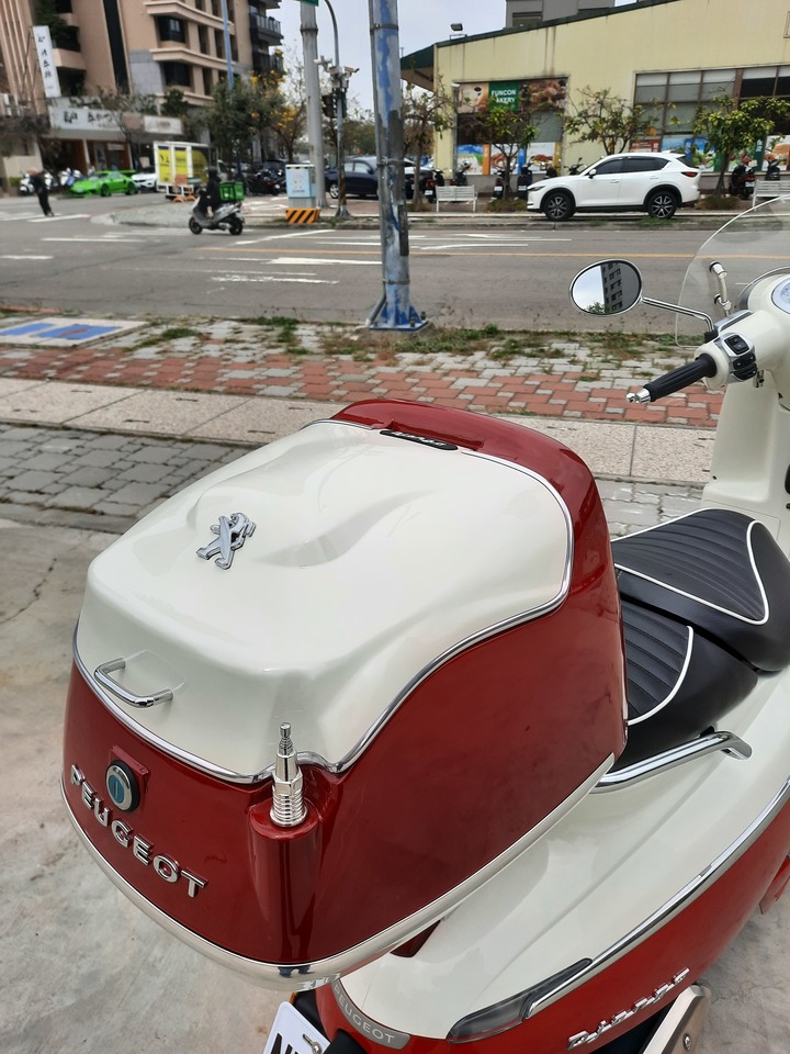 Peugeot Django125開箱分享