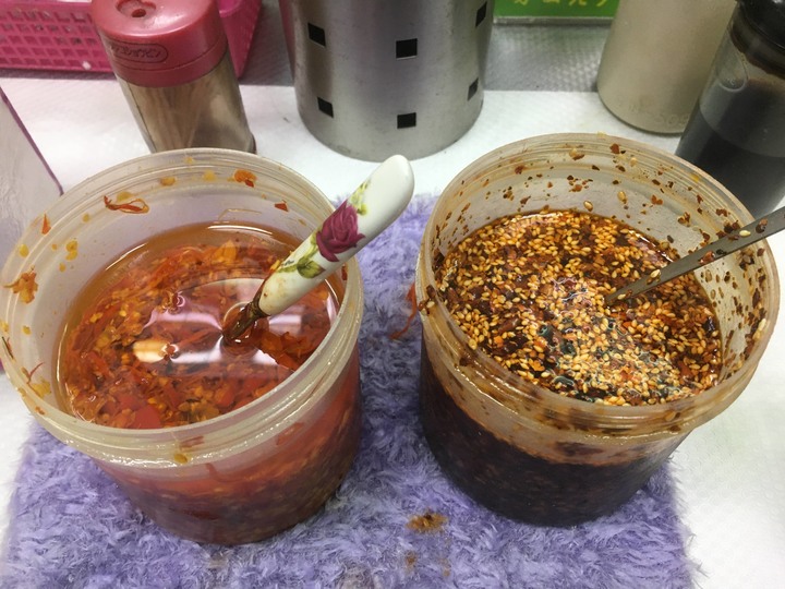 [食記] 河南熗鍋麵，台灣新北三重，香辣美味，陝西酸辣油潑麵