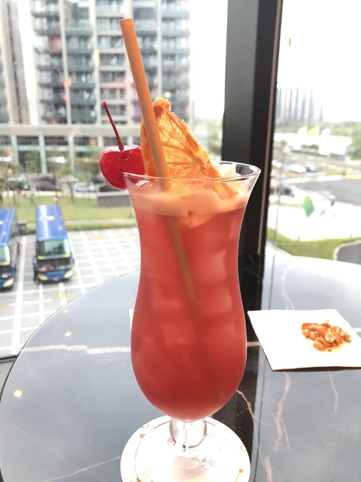 以海洋為設計元素的和逸飯店Cozzi Blu桃園館及巧虎夢想樂園分享