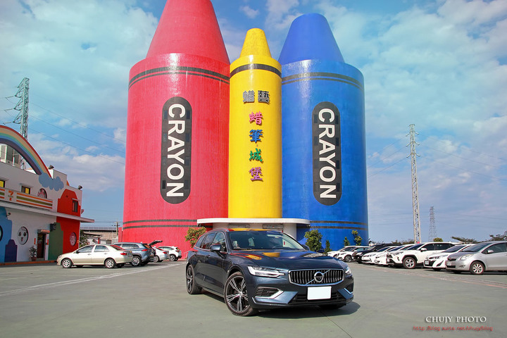 (chujy) Volvo V60 T8 Recharge Inscription 露營。海岸。美景之旅