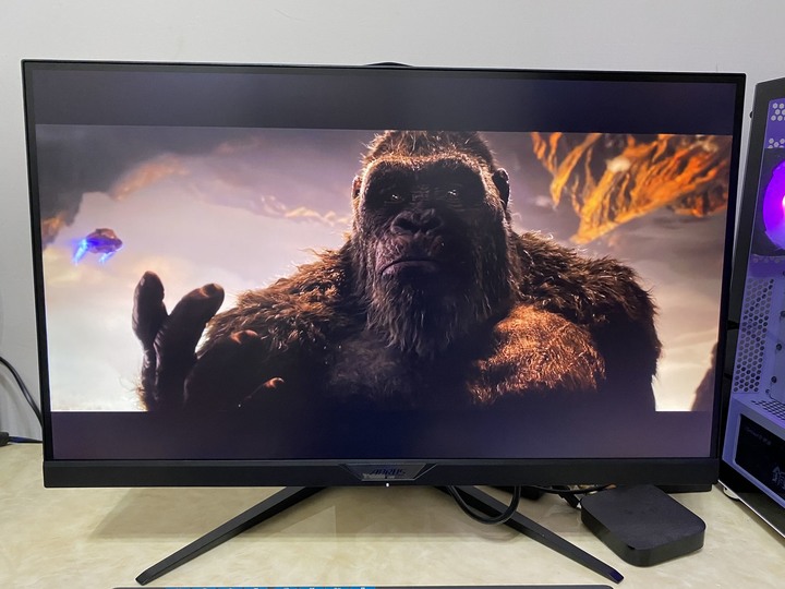 AORUS FI27Q-X 鷹神加持240HZ 電競體驗新突破