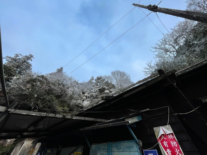 【寒流來了，我要活下去】｜能高越嶺古道(結冰環境硬要睡單層帳)