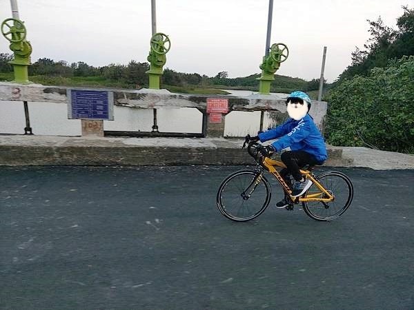 富士Fuji ACE24 兒童款公路車開箱