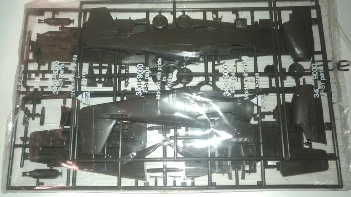 [開箱文]Accurate Miniatures No. 3401  1:48 二戰美軍A-36 Apache阿帕契對地攻擊機