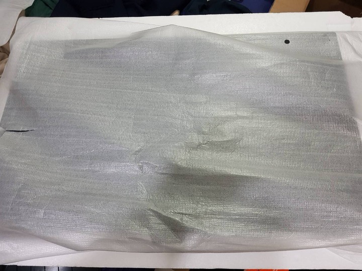 開箱一下新買的螢幕BenQ EX2710
