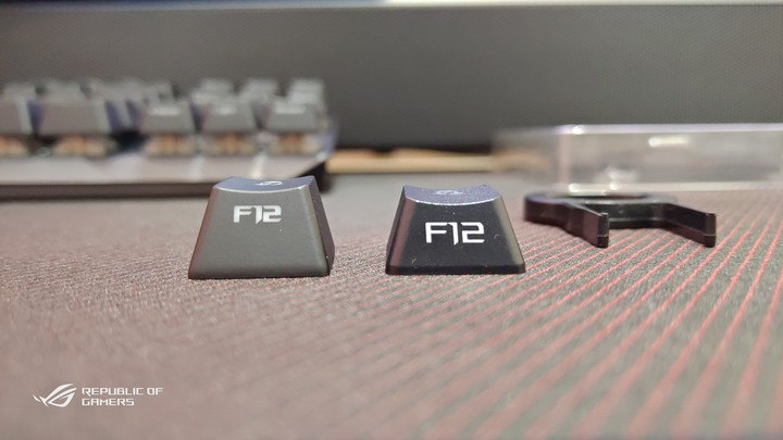ROG PBT Keycap set鍵帽組(簡單開箱)