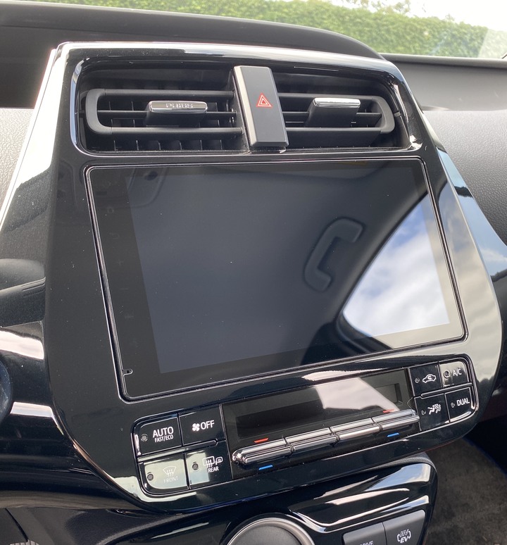 Prius PHV一個月心得，這裡有車友嗎？
