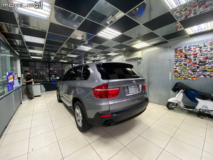 BMW X5 更換高CP值隔熱紙
