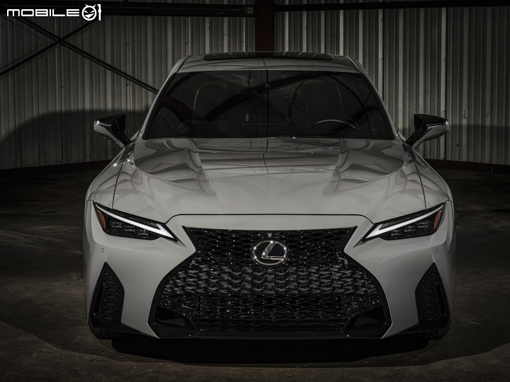 【海外新訊】Lexus推出IS500 F Sport Performance Launch Edition車型,北美限定且限量500輛!