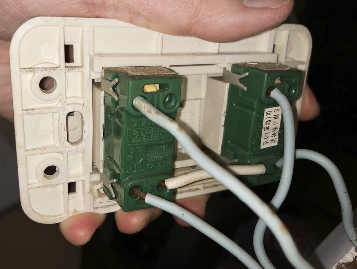 更換家中電燈開關接線請益