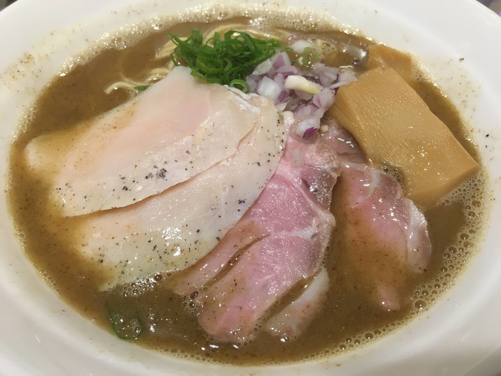 [食記] 吉鴙拉麵，台灣台北，好吃順口的濃厚煮干拉麵！