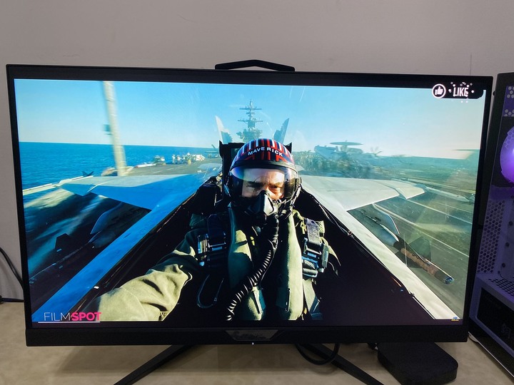 AORUS FI27Q-X 鷹神加持240HZ 電競體驗新突破