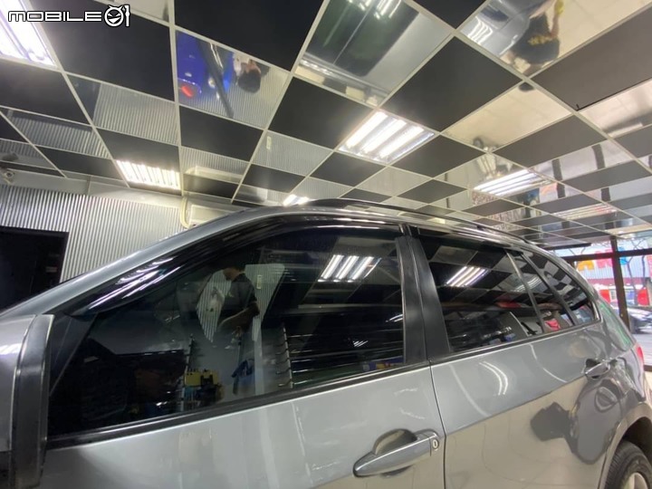 BMW X5 更換高CP值隔熱紙