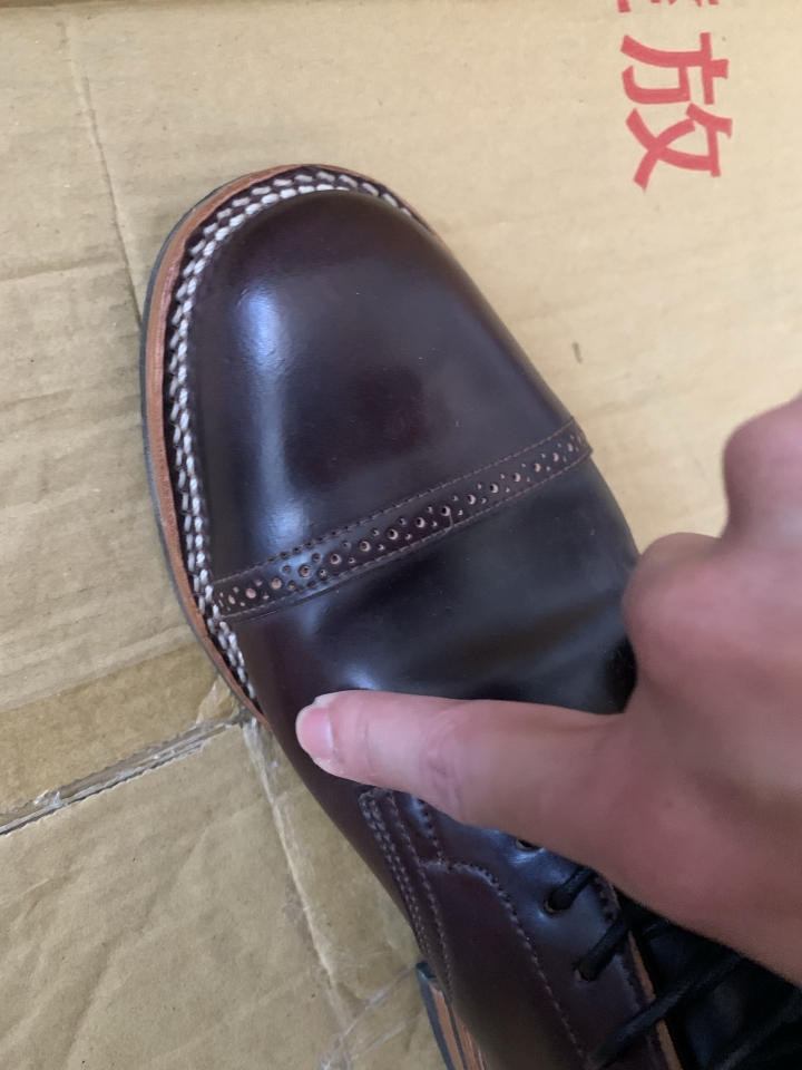 Viberg 靴子尺寸是否太大？
