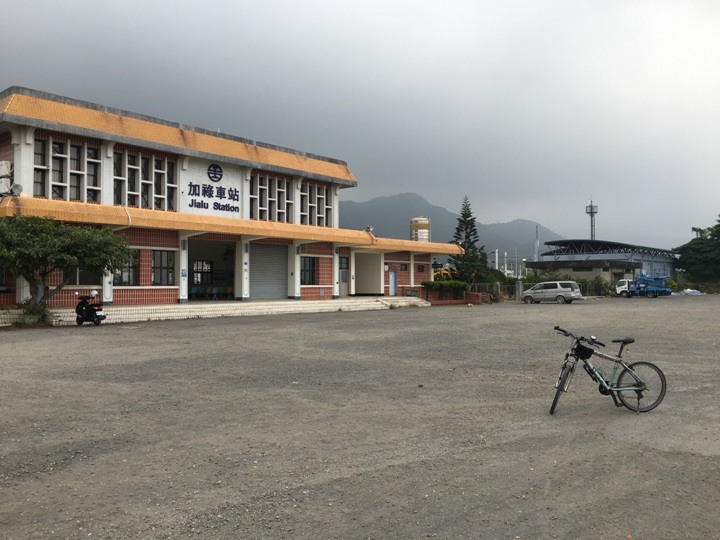 騎訪南迴鐵路上的祕境.枋山車站