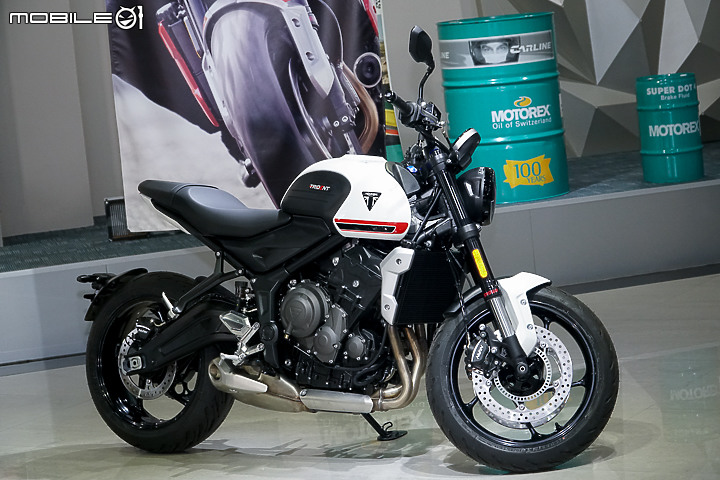 【採訪】英倫超值三缸 Triumph 凱旋 Trident 660 正式抵台到港開箱！