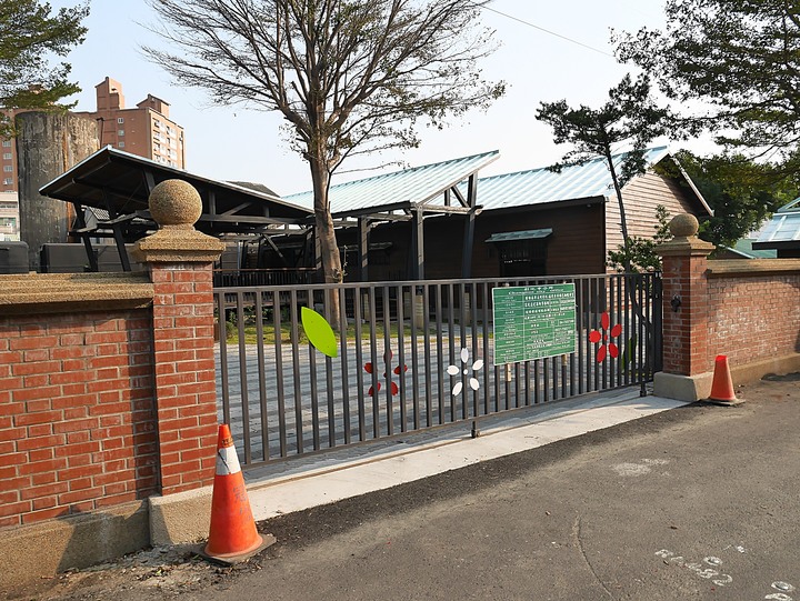 彰化市 彰化扇形車庫 — 全臺僅存,像極了巨人版的湯馬士小火車車庫