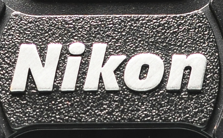Nikon 35mm F1.8G DX 的小小紫邊測試