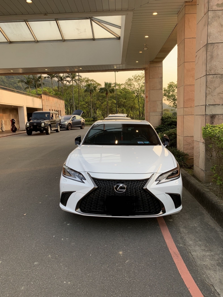 準 2021年式 Lexus ES250 F Sports 買車全記錄～