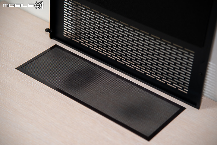 靜音性能兩者兼顧 ANTEC P10 FLUX