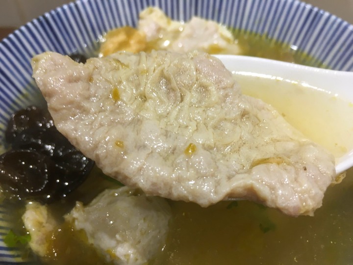 [食記] 京十一餛飩店，台灣台北，酸辣開胃的獨特泡椒千張餛飩！