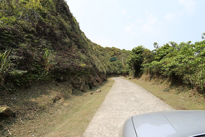 1代RAV4:都會休旅車打卡景點-燦光寮山樹梅礦場