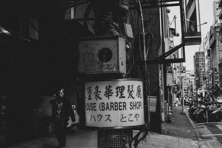 點我看大圖 50mm標頭的街頭攝影之路,十年心得分享