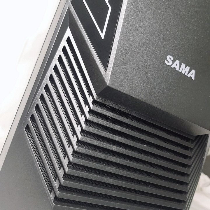 面板燈條、燈光同步 真吸睛!SAMA 先馬機殼 MG-I 開箱體驗!
