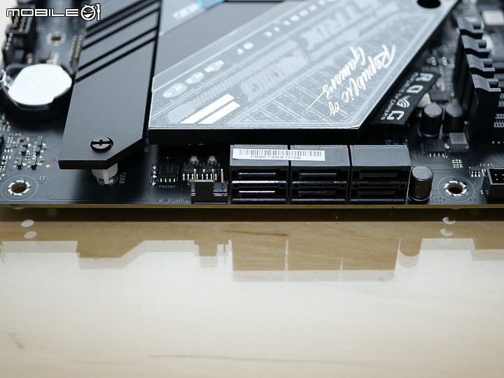 點我看大圖 新規導入用料升級 ROG STRIX Z590-F GAMING WIFI