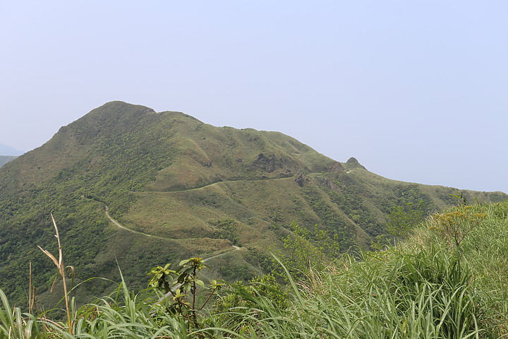 1代RAV4:都會休旅車打卡景點-燦光寮山樹梅礦場