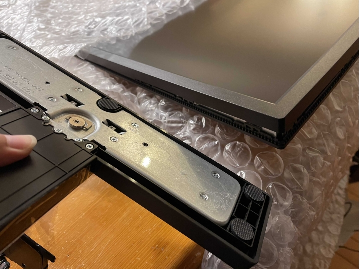 BenQ EL2870U 的無解問題與後續令人傻眼的維修