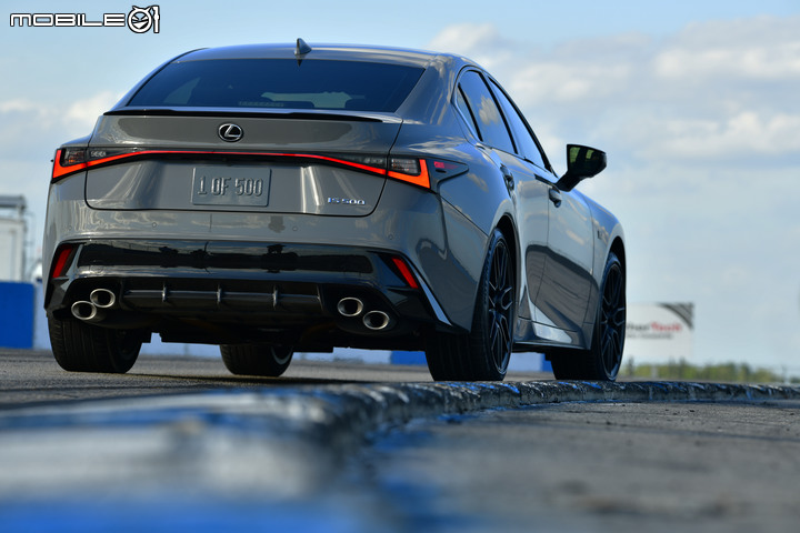 【海外新訊】Lexus推出IS500 F Sport Performance Launch Edition車型,北美限定且限量500輛!