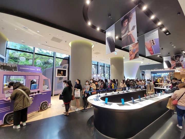 點我看大圖 Samsung I BTS 微風南山旗艦體驗館 活動記錄