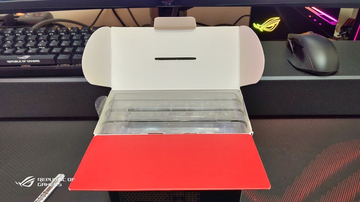 ROG PBT Keycap set鍵帽組(簡單開箱)