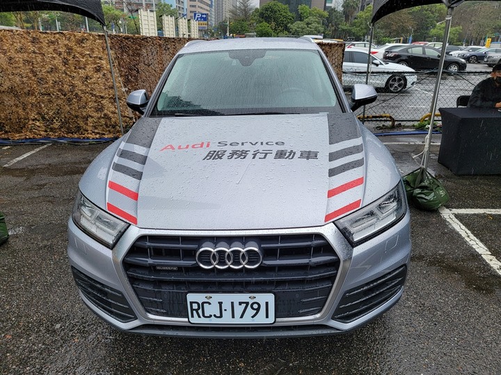 點我看大圖 Audi Q5小改款5色預賞 & 體驗活動分享(圖多)