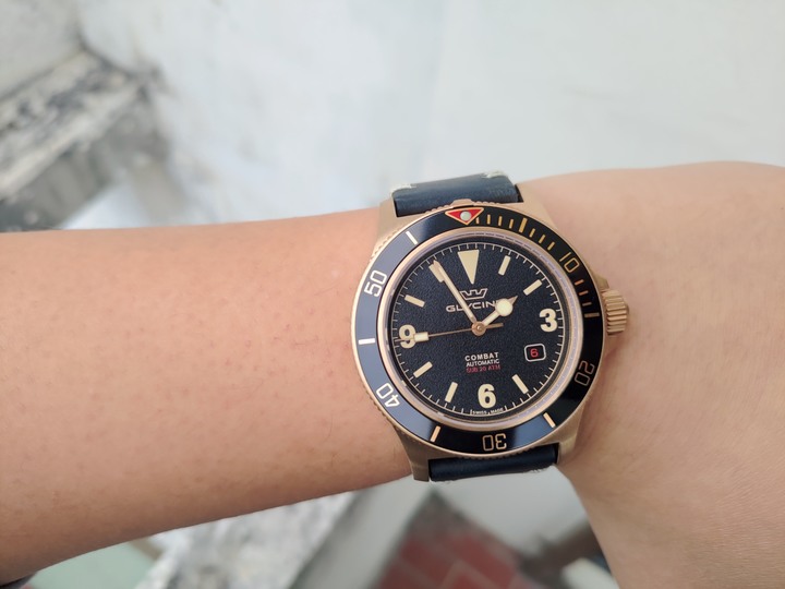 【開箱】老牌入門軍錶 - Glycine Combat 42 Vintage Bronze