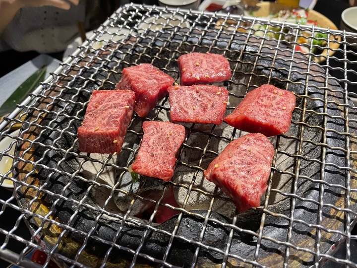 【台北燒肉推薦】發肉燒肉餐酒回訪率100% ! Ａ5和牛入口化開CP爆表！